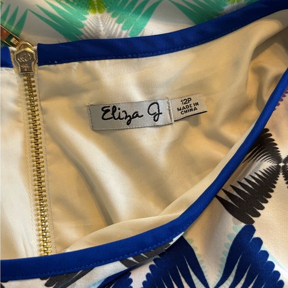 Eliza J  Shift Dress Geometric Colorful Short Sleeve Career Cocktail Size 12P - Picture 4 of 9